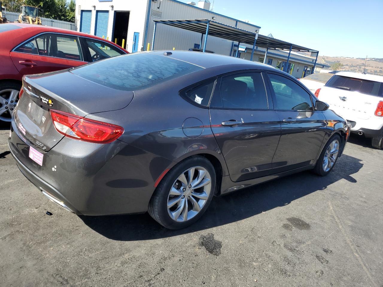 2015 CHRYSLER 200