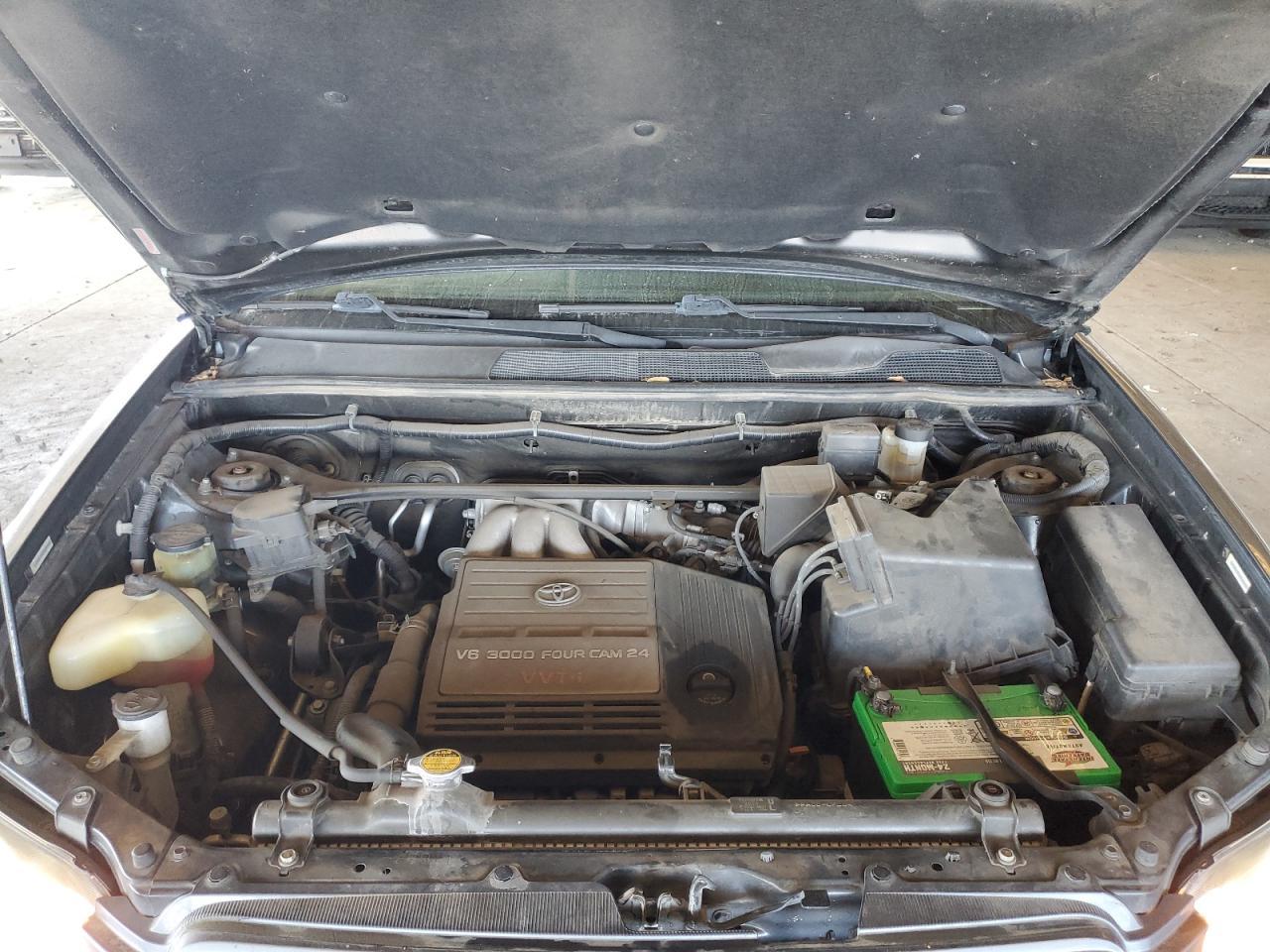 2003 TOYOTA HIGHLANDER