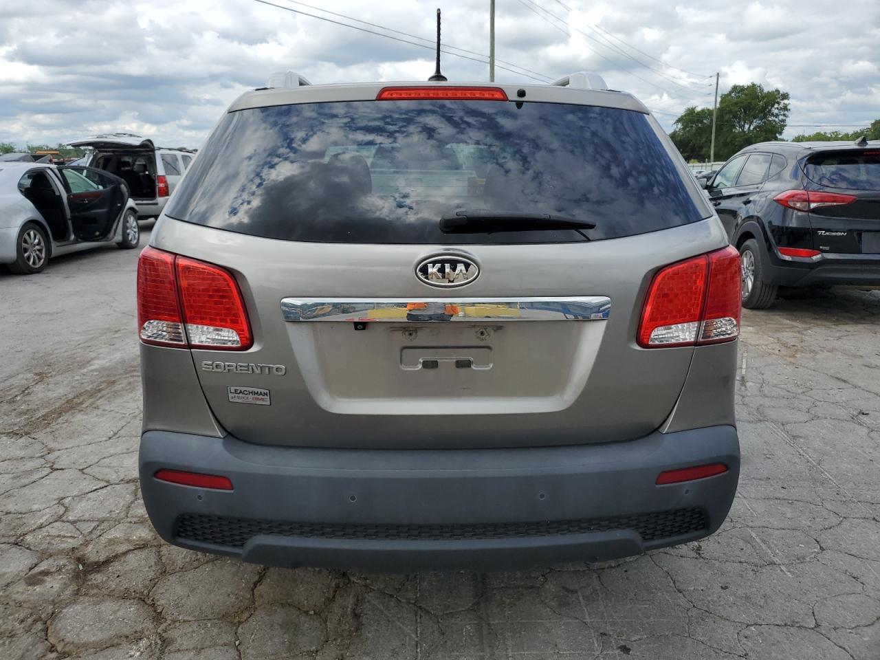 2011 KIA SORENTO