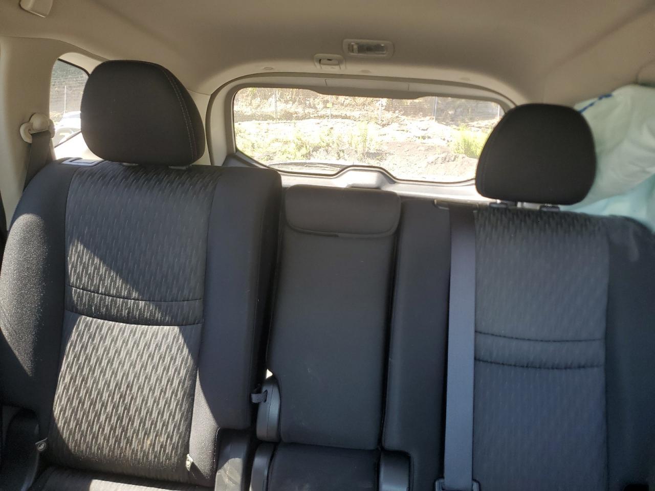 2017 NISSAN ROGUE