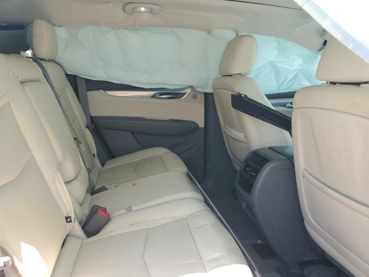 2019 CADILLAC XT5