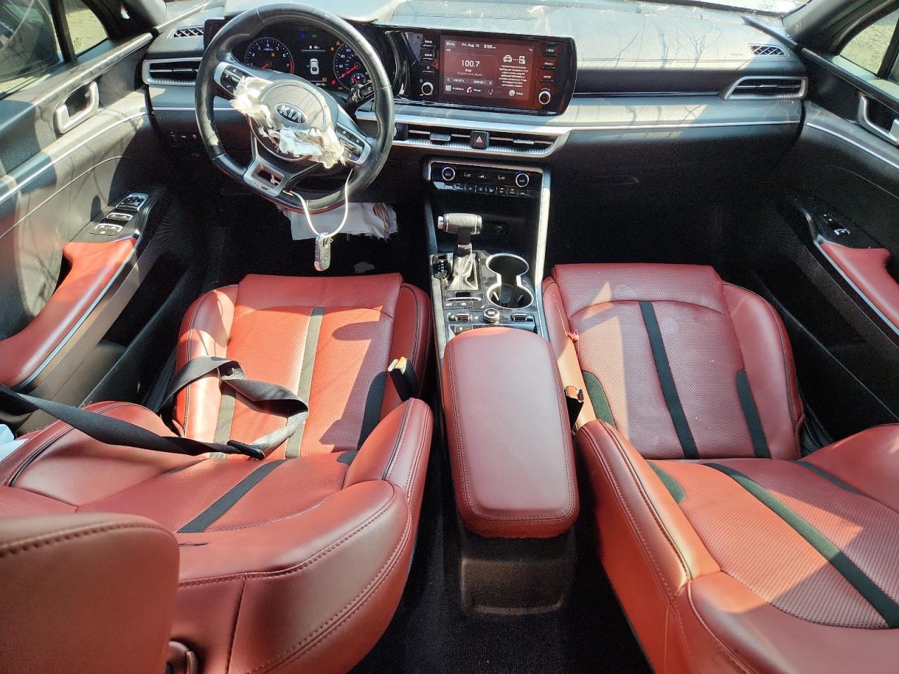 2021 KIA K5