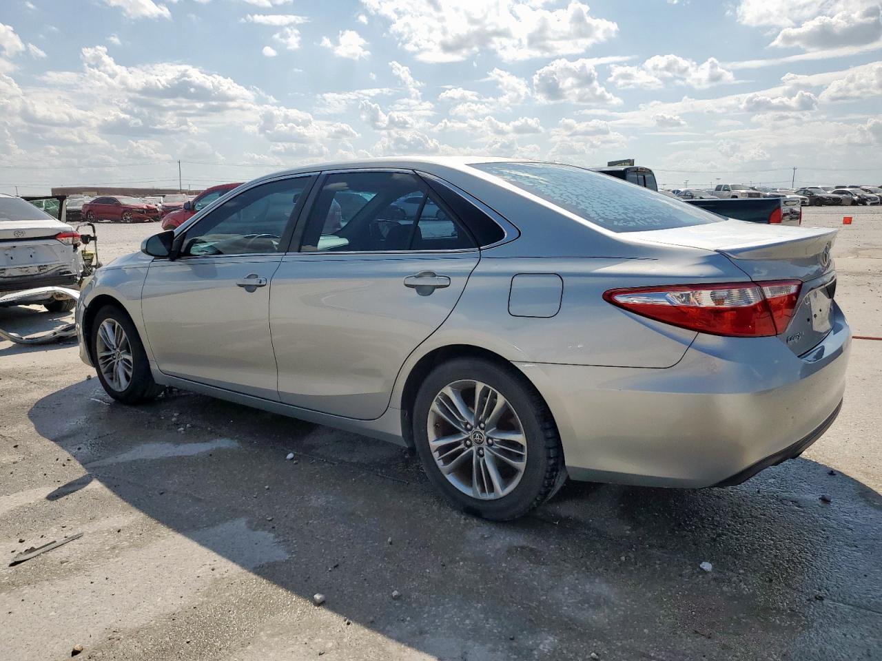 2015 TOYOTA CAMRY