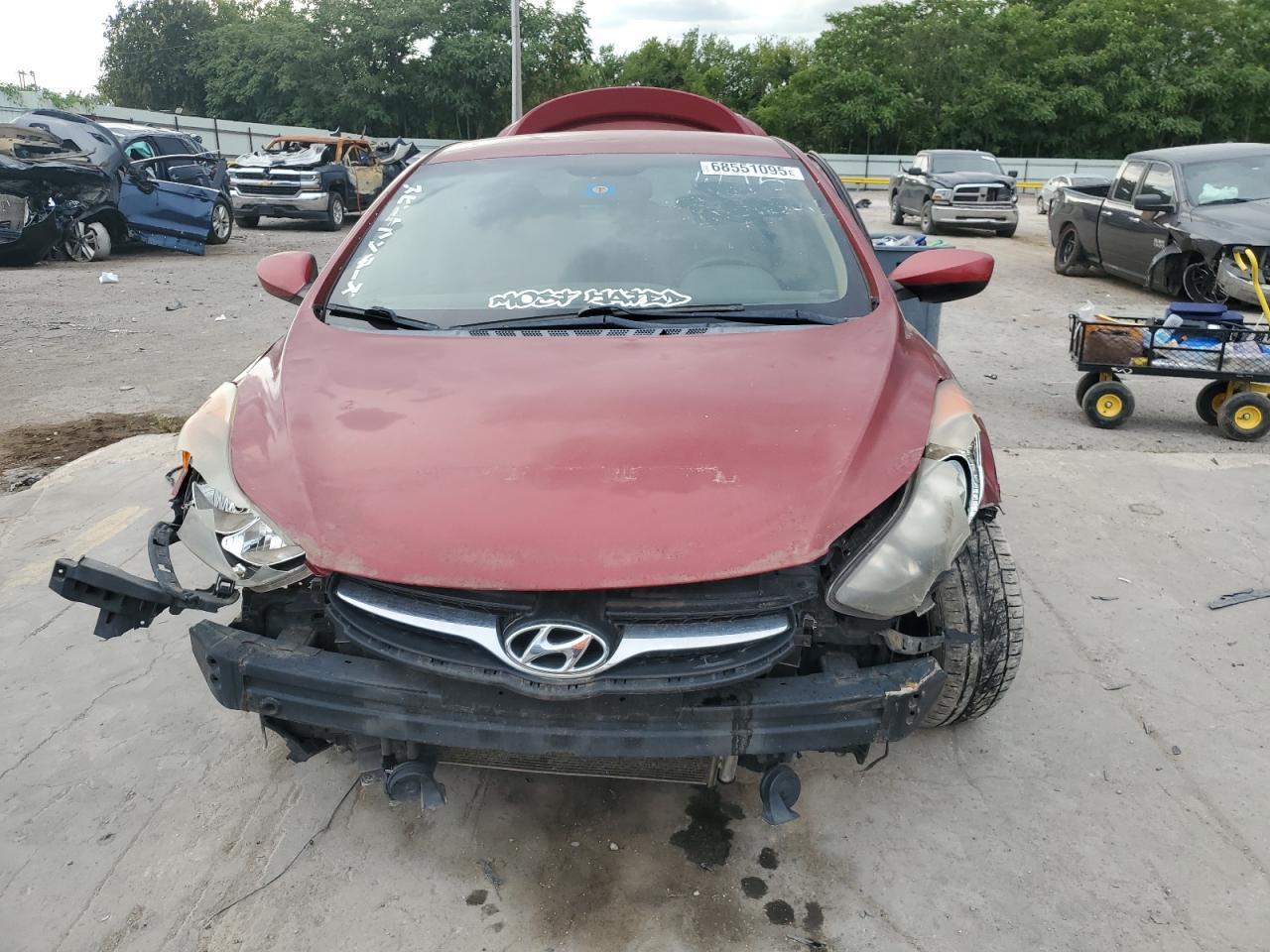 2012 HYUNDAI ELANTRA
