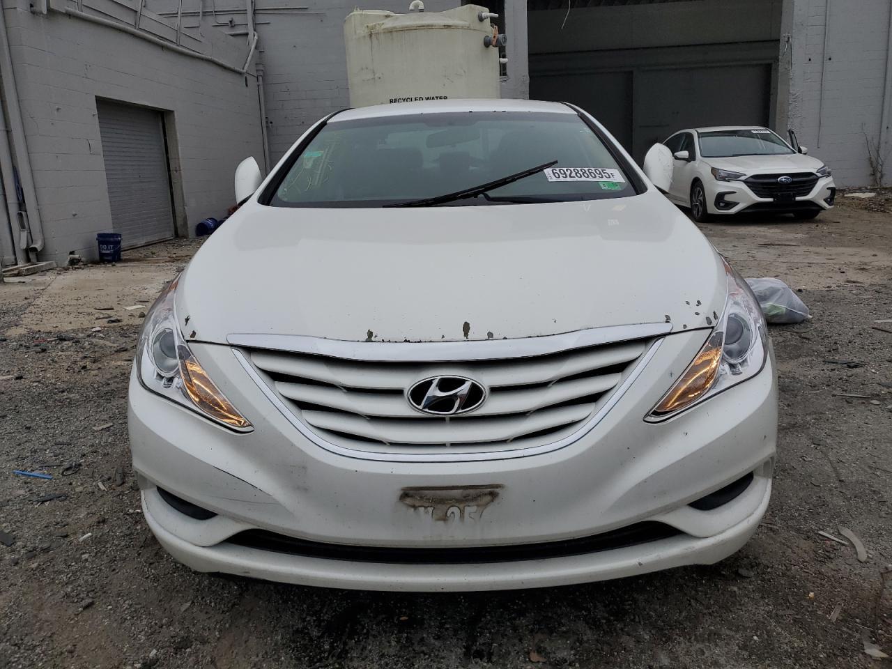 2011 HYUNDAI SONATA