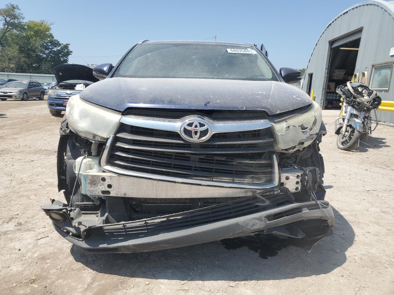 2016 TOYOTA HIGHLANDER