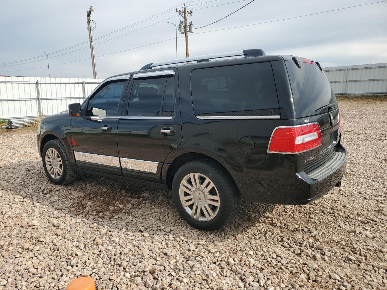 2011 LINCOLN Navigator