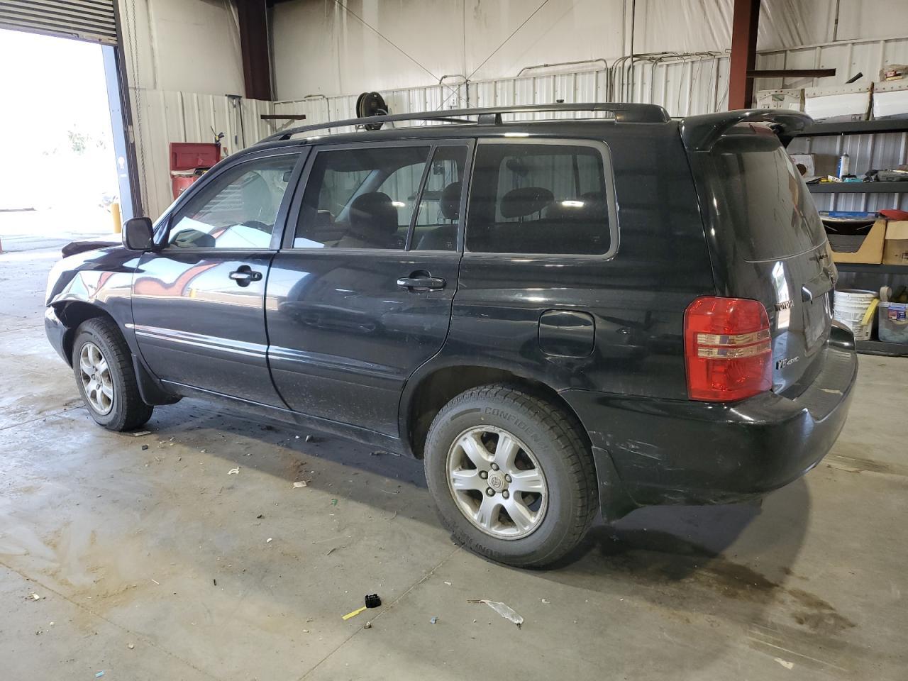 2003 TOYOTA HIGHLANDER