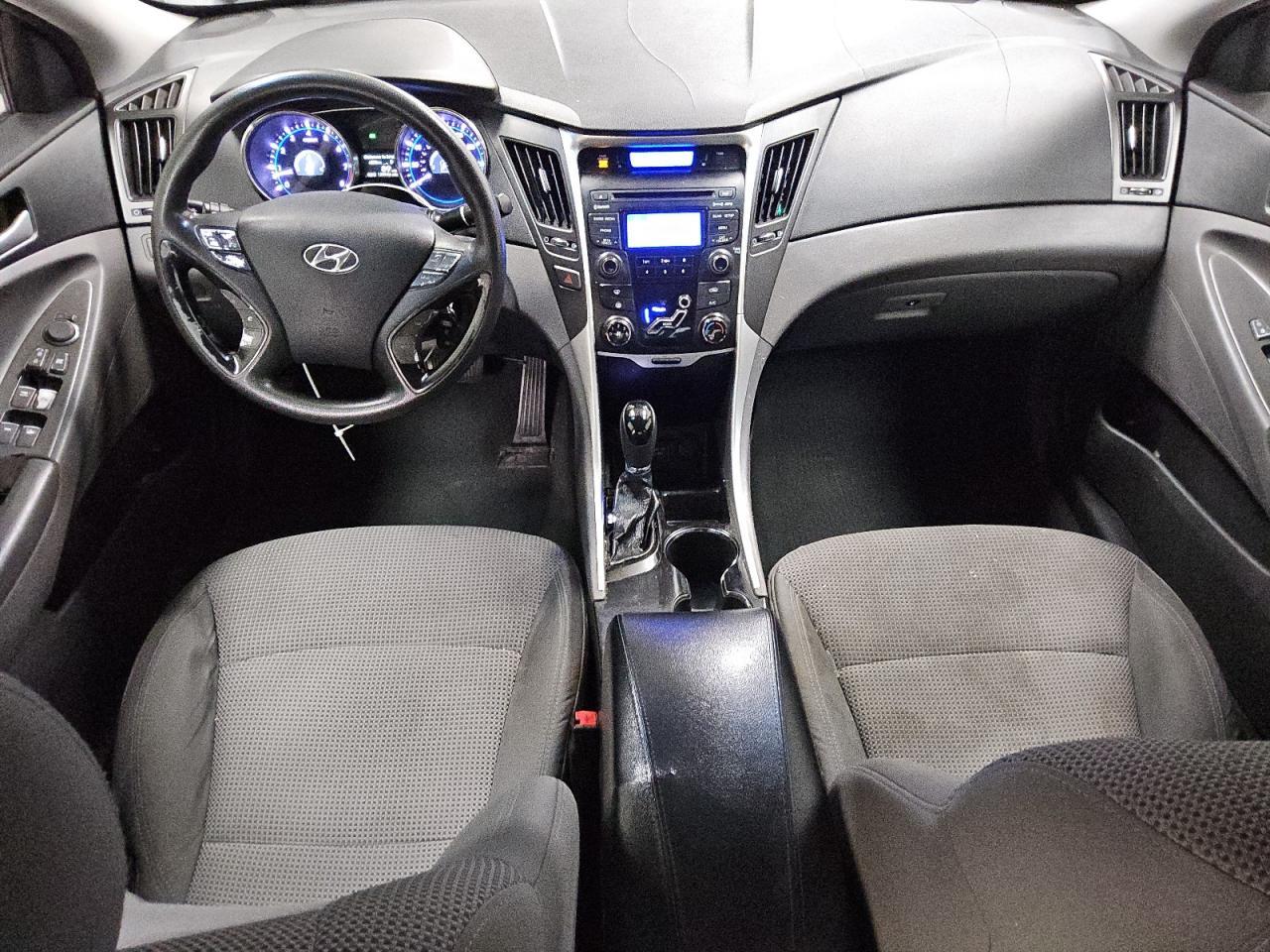 2013 HYUNDAI SONATA