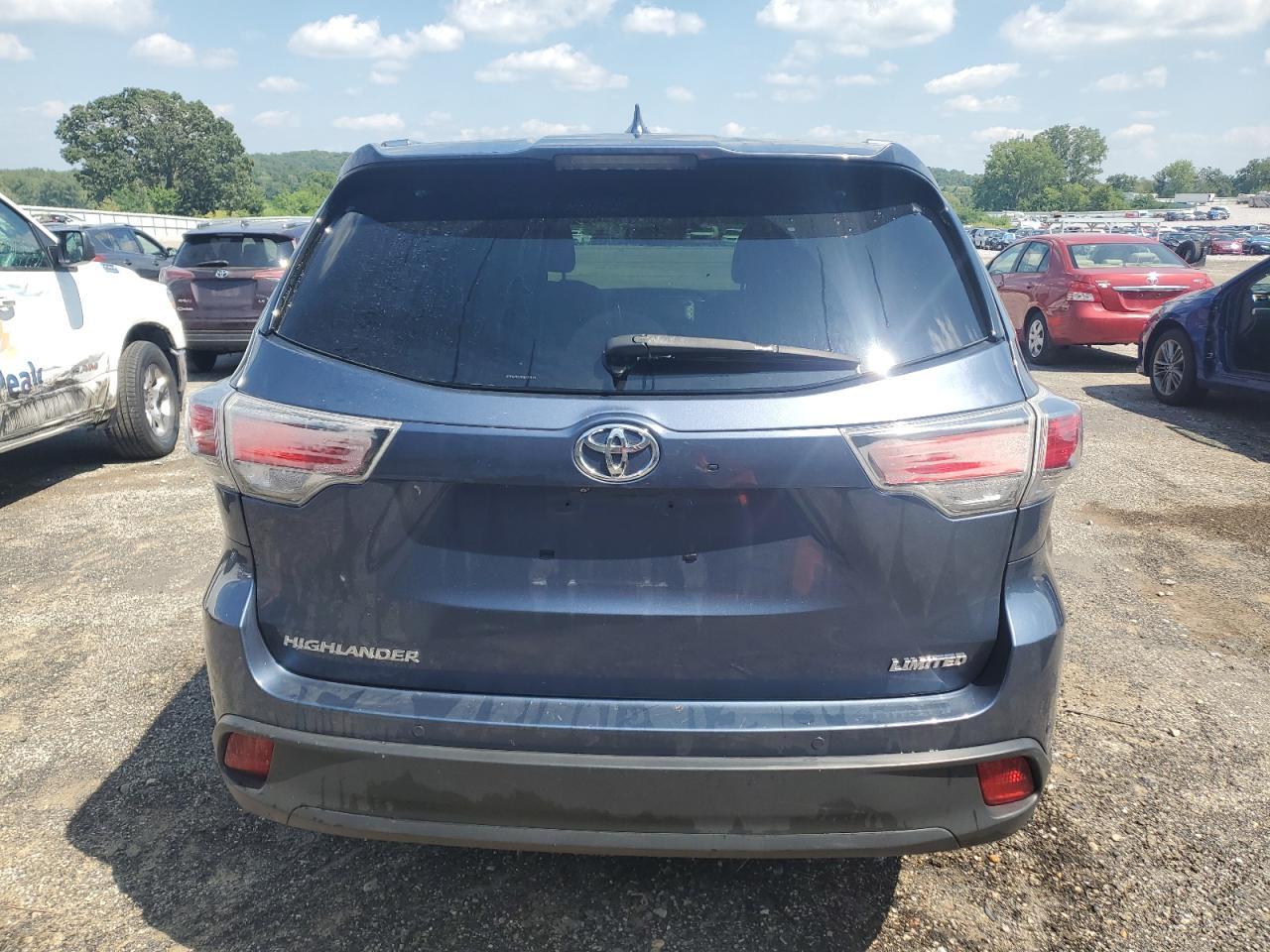2016 TOYOTA HIGHLANDER