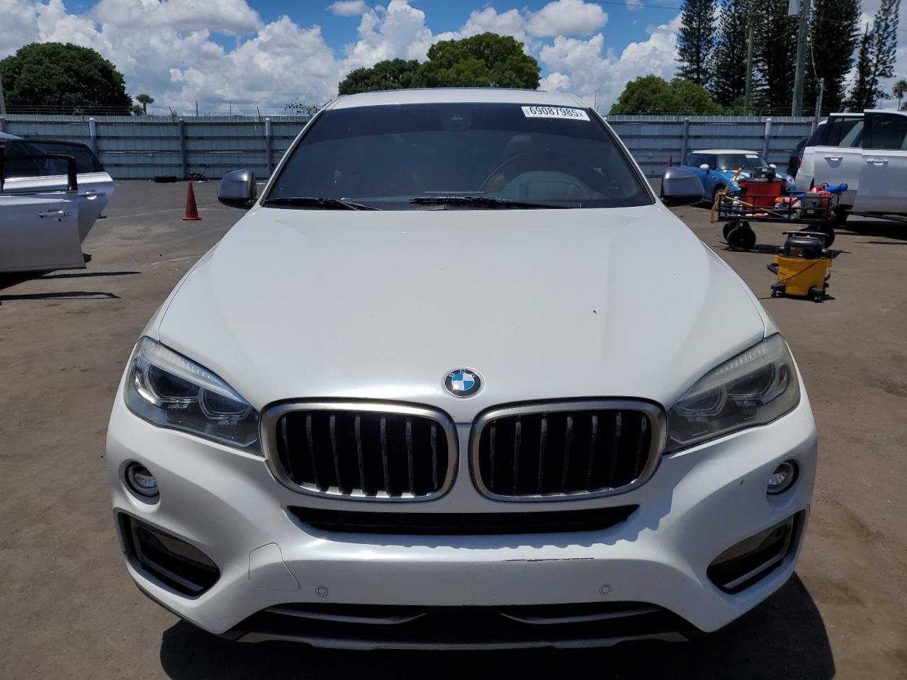 2018 BMW X6