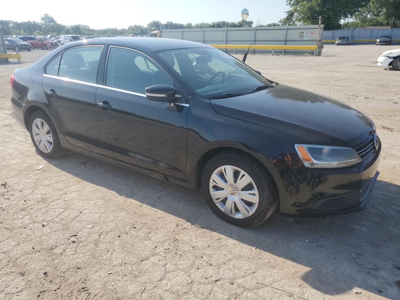 2013 VOLKSWAGEN JETTA