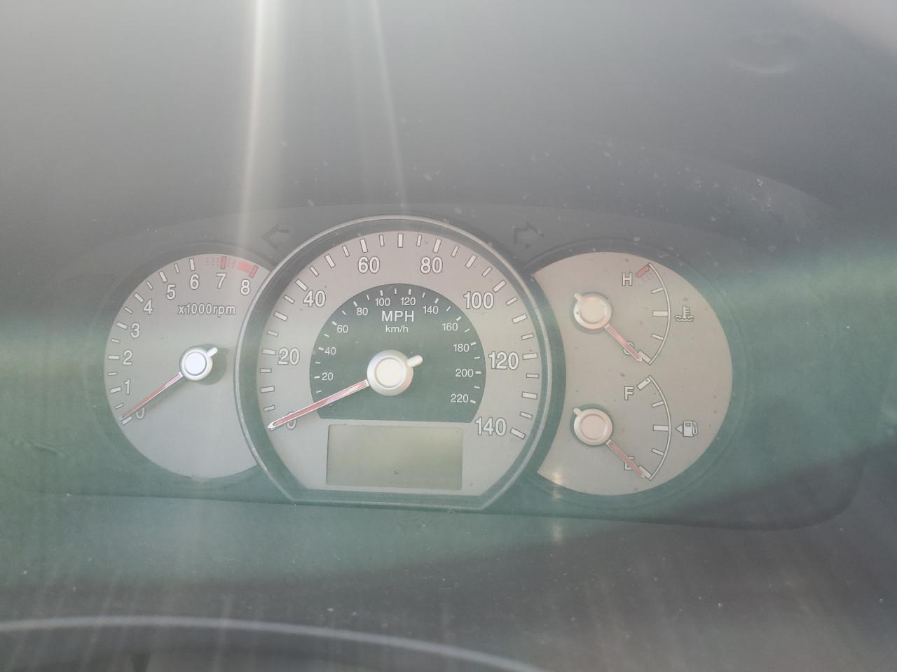 2007 KIA RONDO