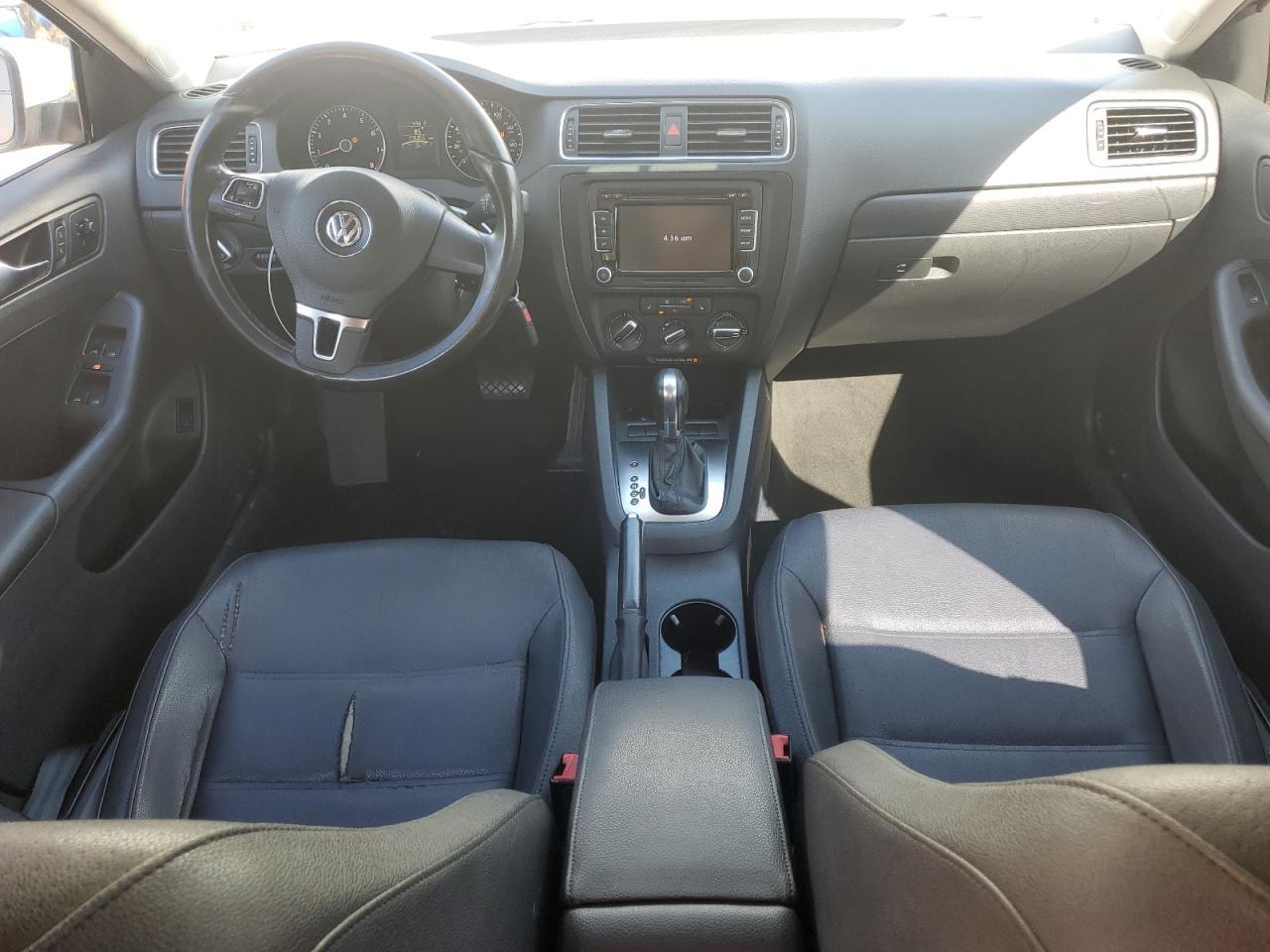 2012 VOLKSWAGEN JETTA