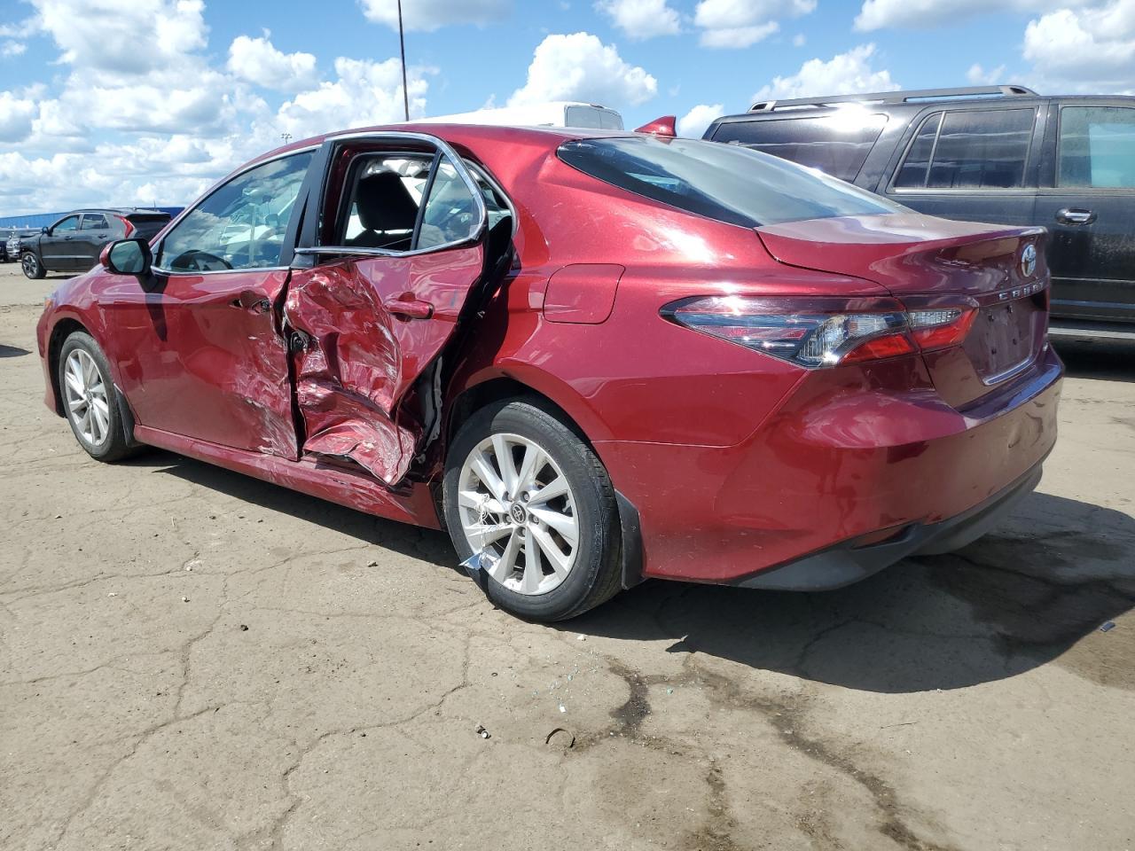 2022 TOYOTA CAMRY