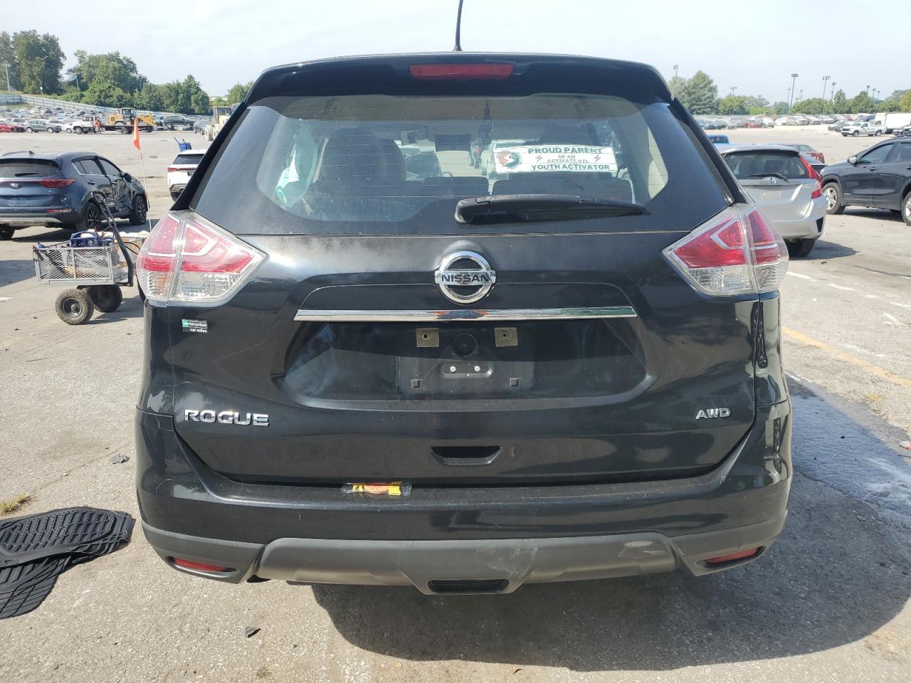 2015 NISSAN ROGUE