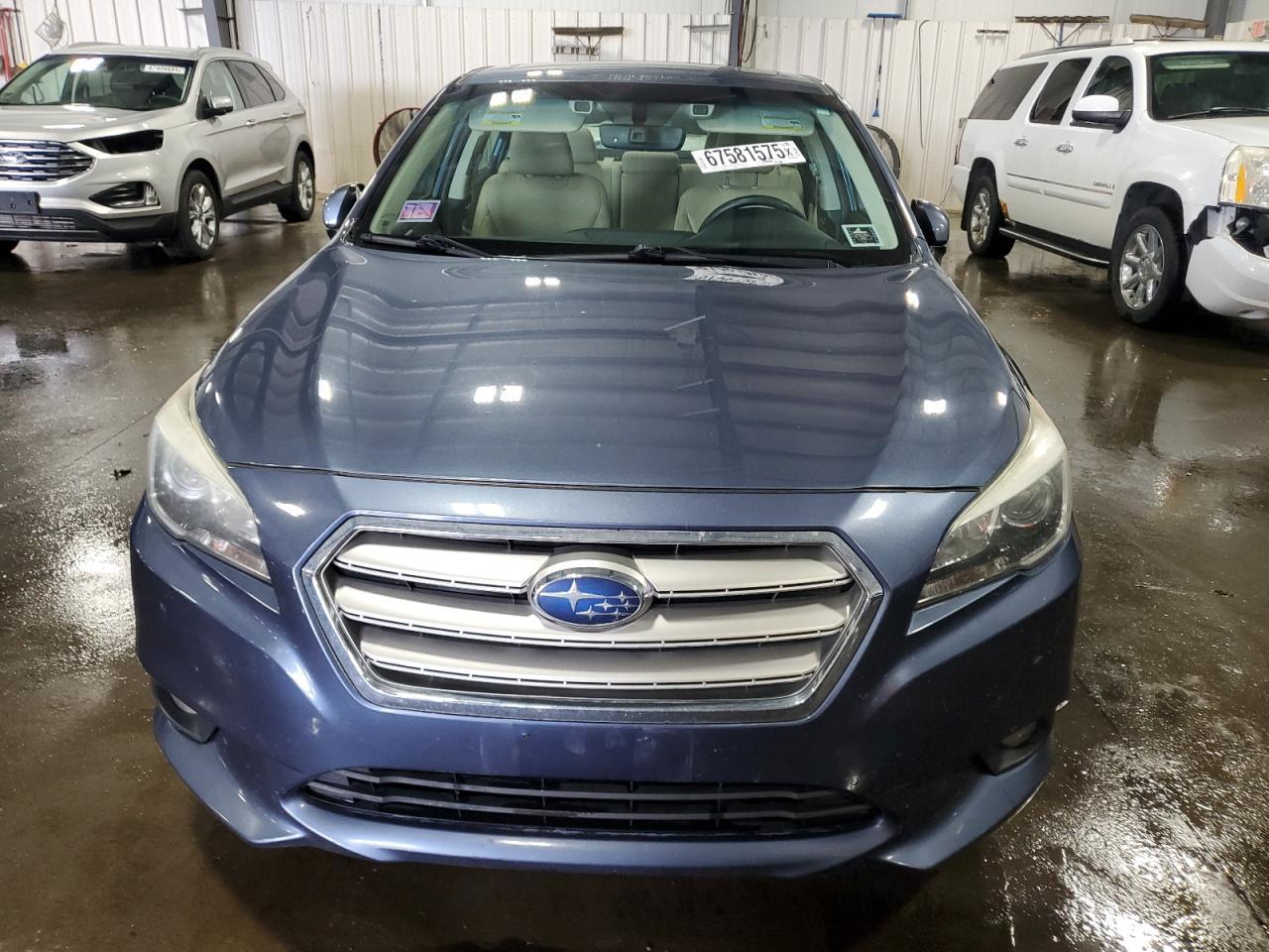 2017 SUBARU Legacy