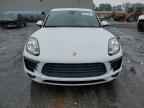 2016 PORSCHE Macan