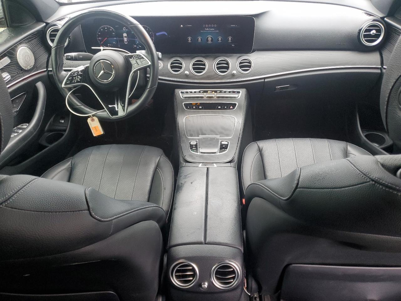 2022 MERCEDES-BENZ E-Class