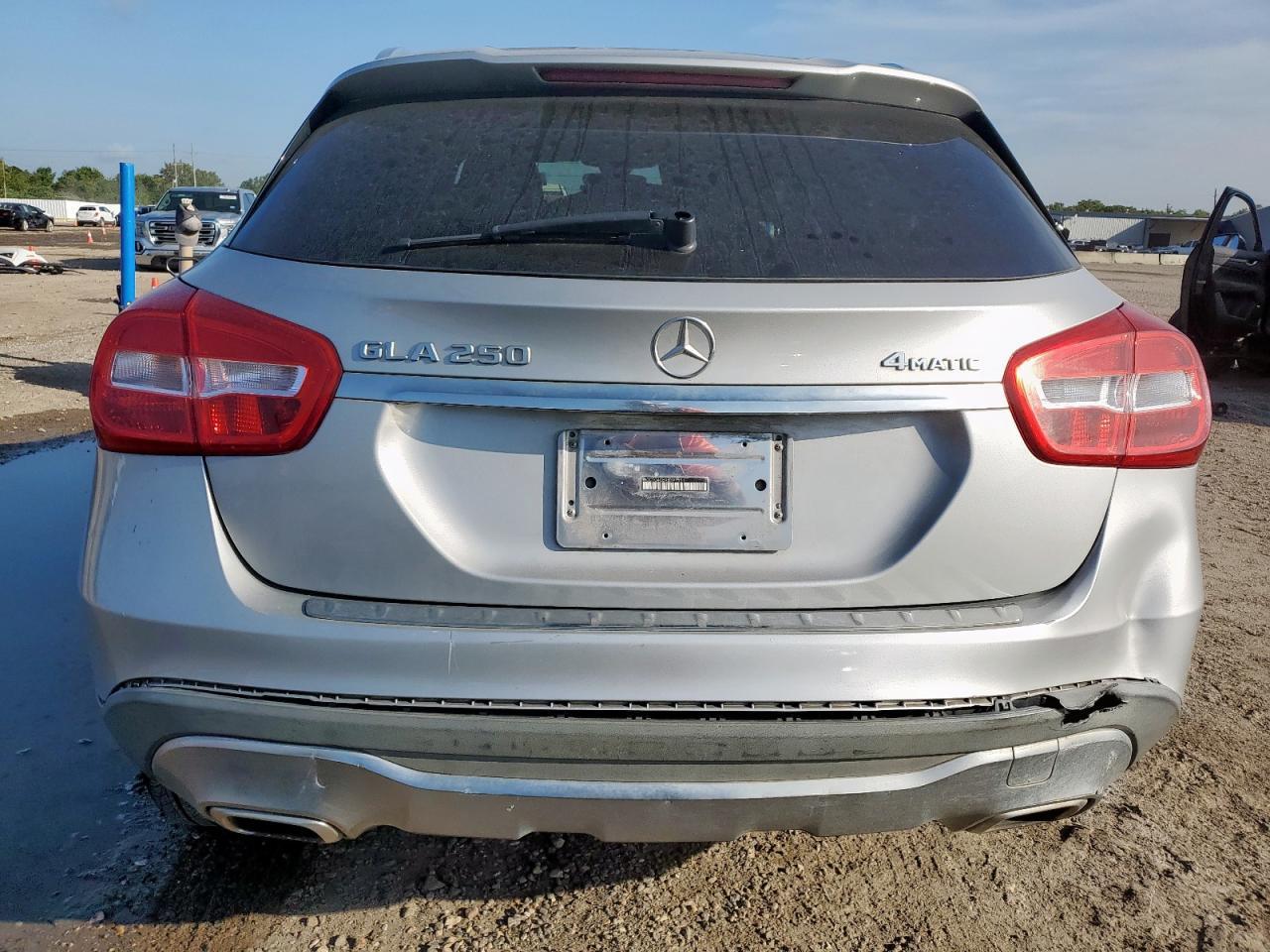 2018 MERCEDES-BENZ GLA-Class