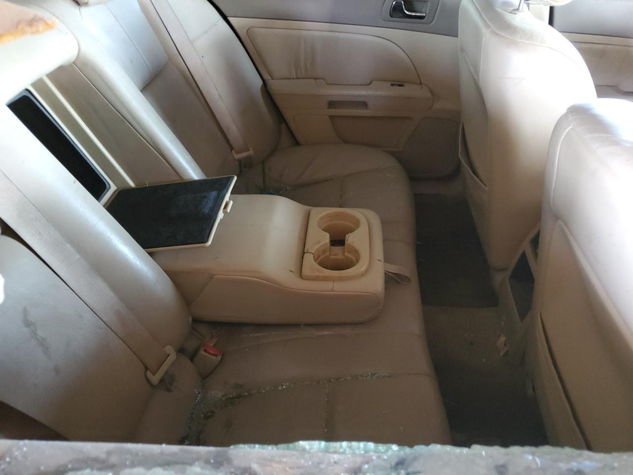 2005 CADILLAC STS