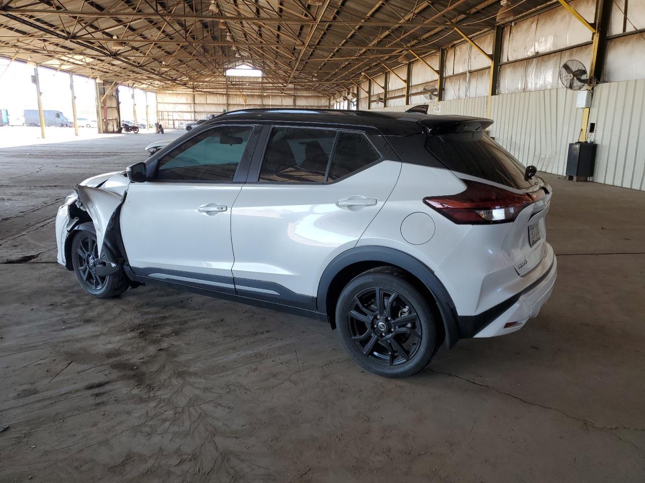 2021 NISSAN KICKS