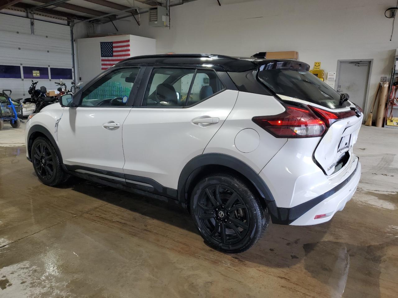 2021 NISSAN KICKS