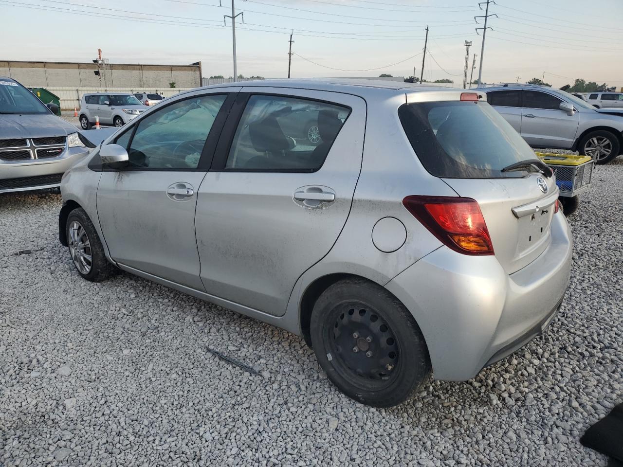 2016 TOYOTA YARIS