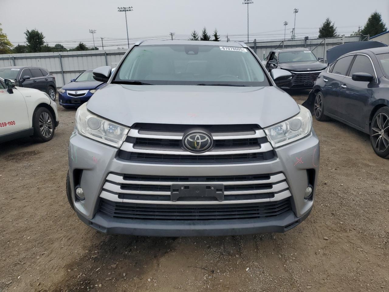 2019 TOYOTA HIGHLANDER
