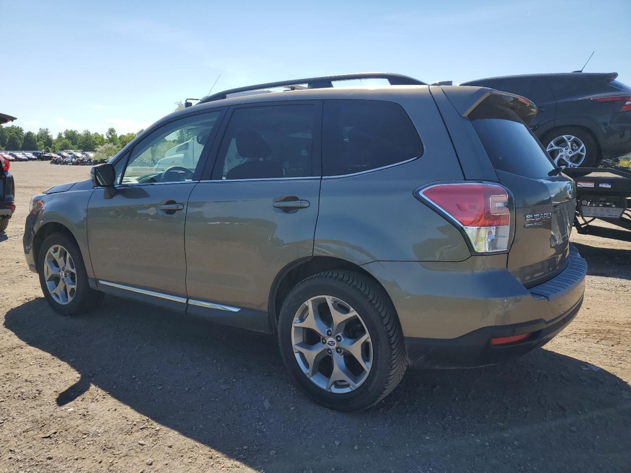 2018 SUBARU FORESTER