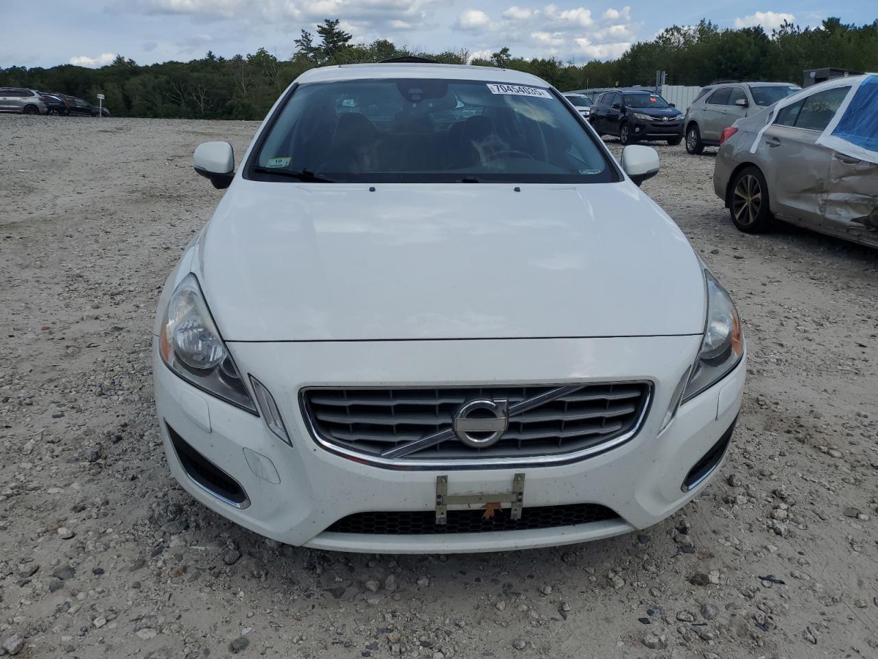 2013 VOLVO S60