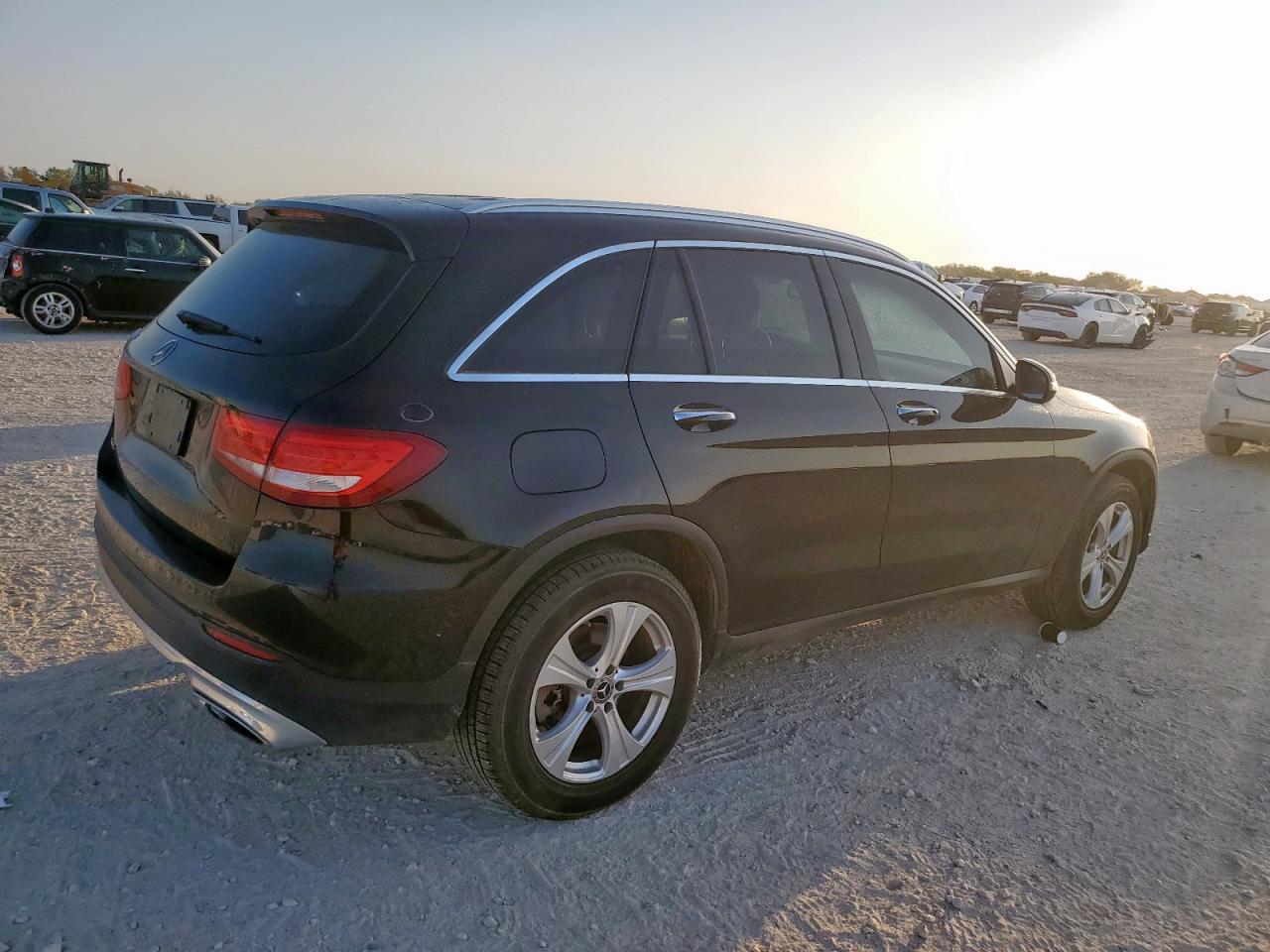 2017 MERCEDES-BENZ GLC-Class