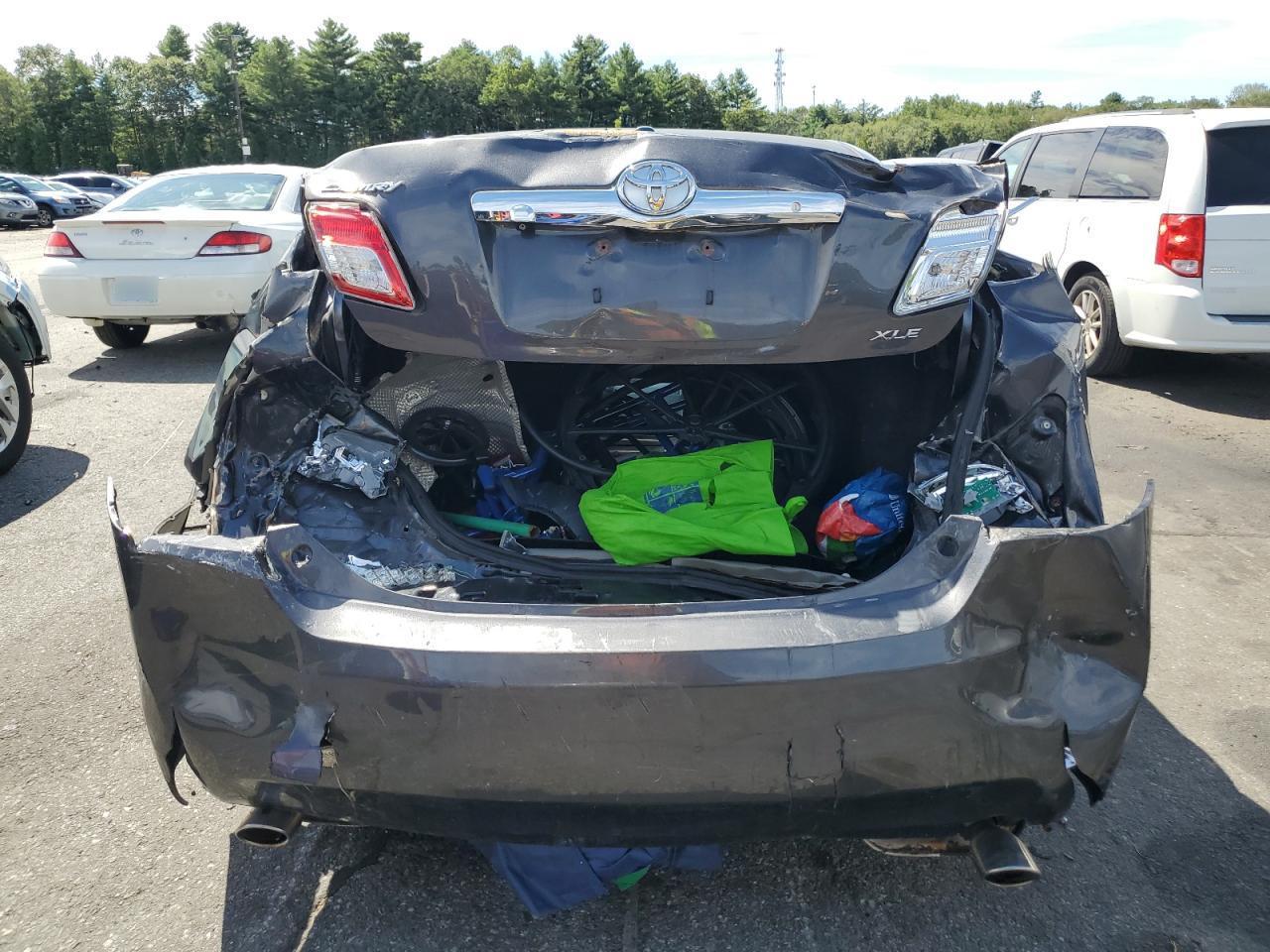 2010 TOYOTA CAMRY