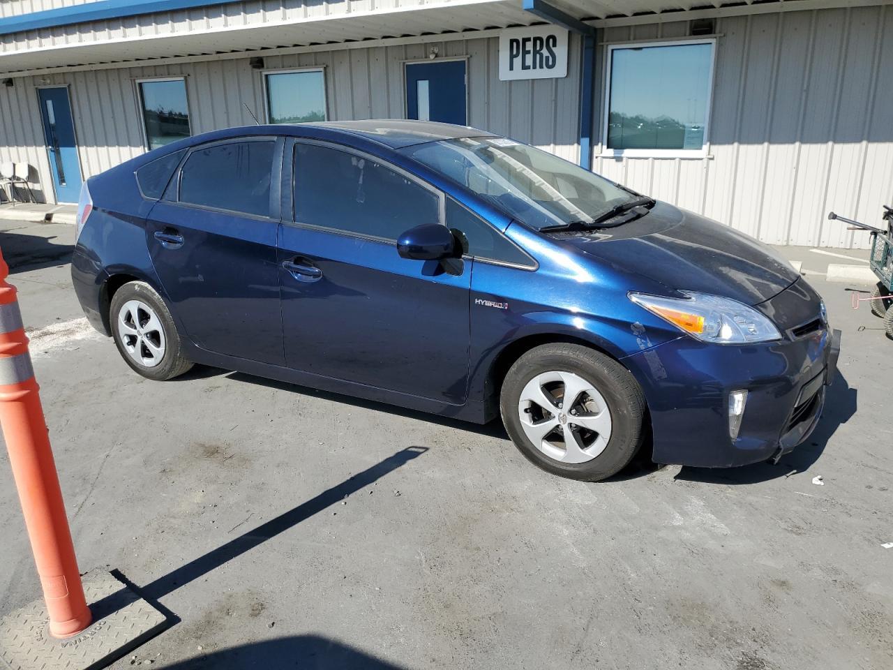 2015 TOYOTA PRIUS