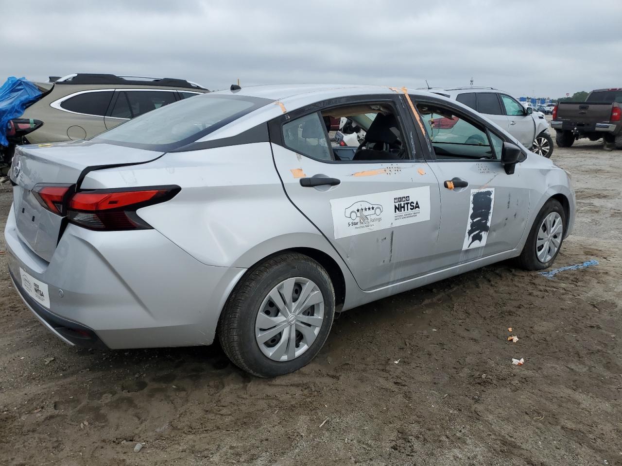 2020 NISSAN VERSA