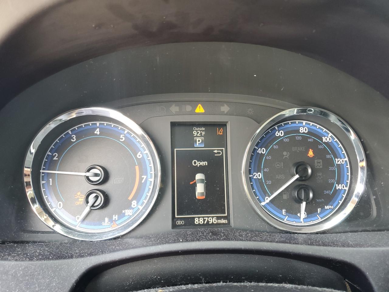 2018 TOYOTA COROLLA