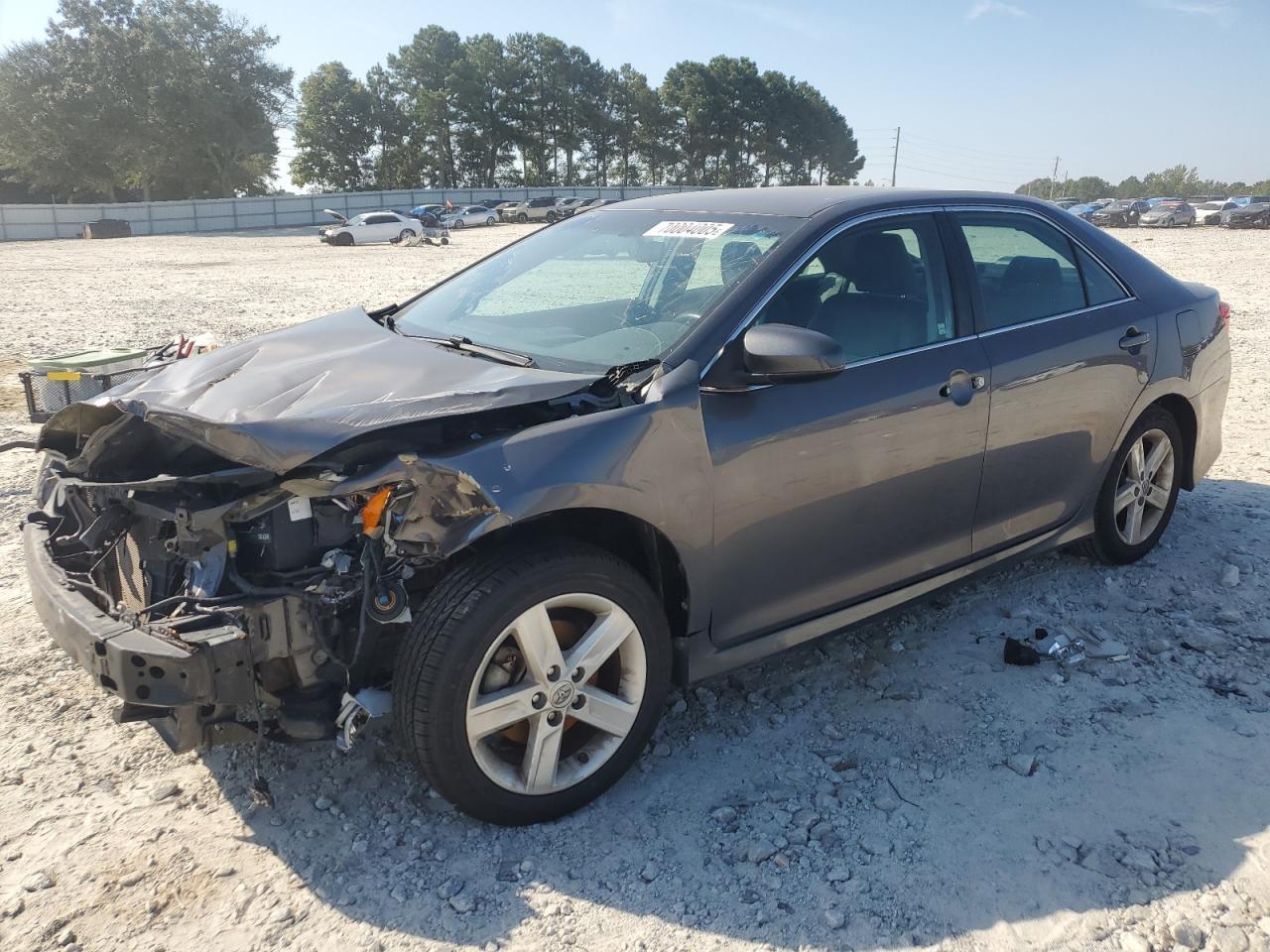 2014 TOYOTA CAMRY