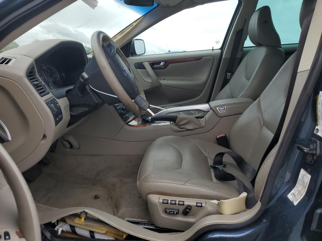 2006 VOLVO XC70