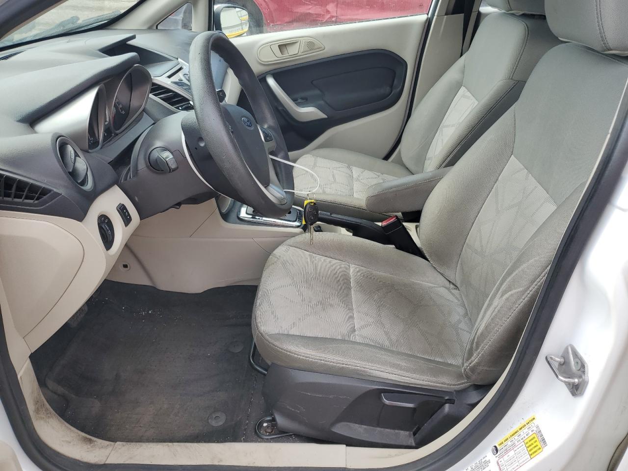 2012 FORD Fiesta