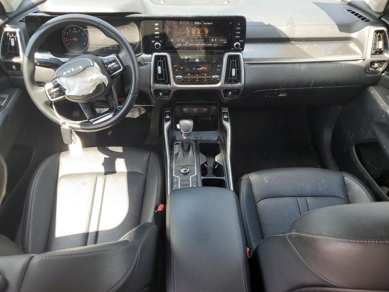 2022 KIA SORENTO