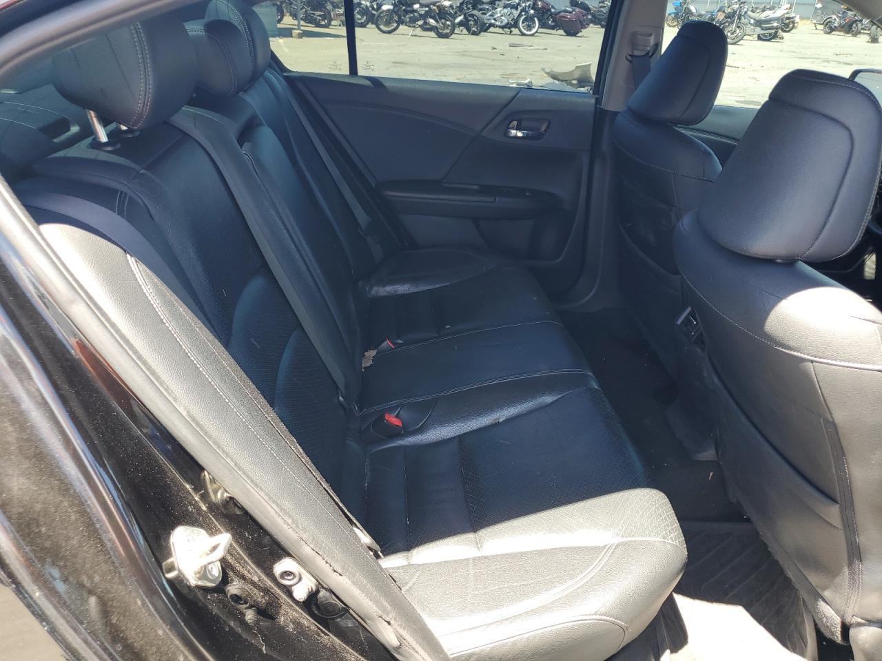 2017 HONDA ACCORD