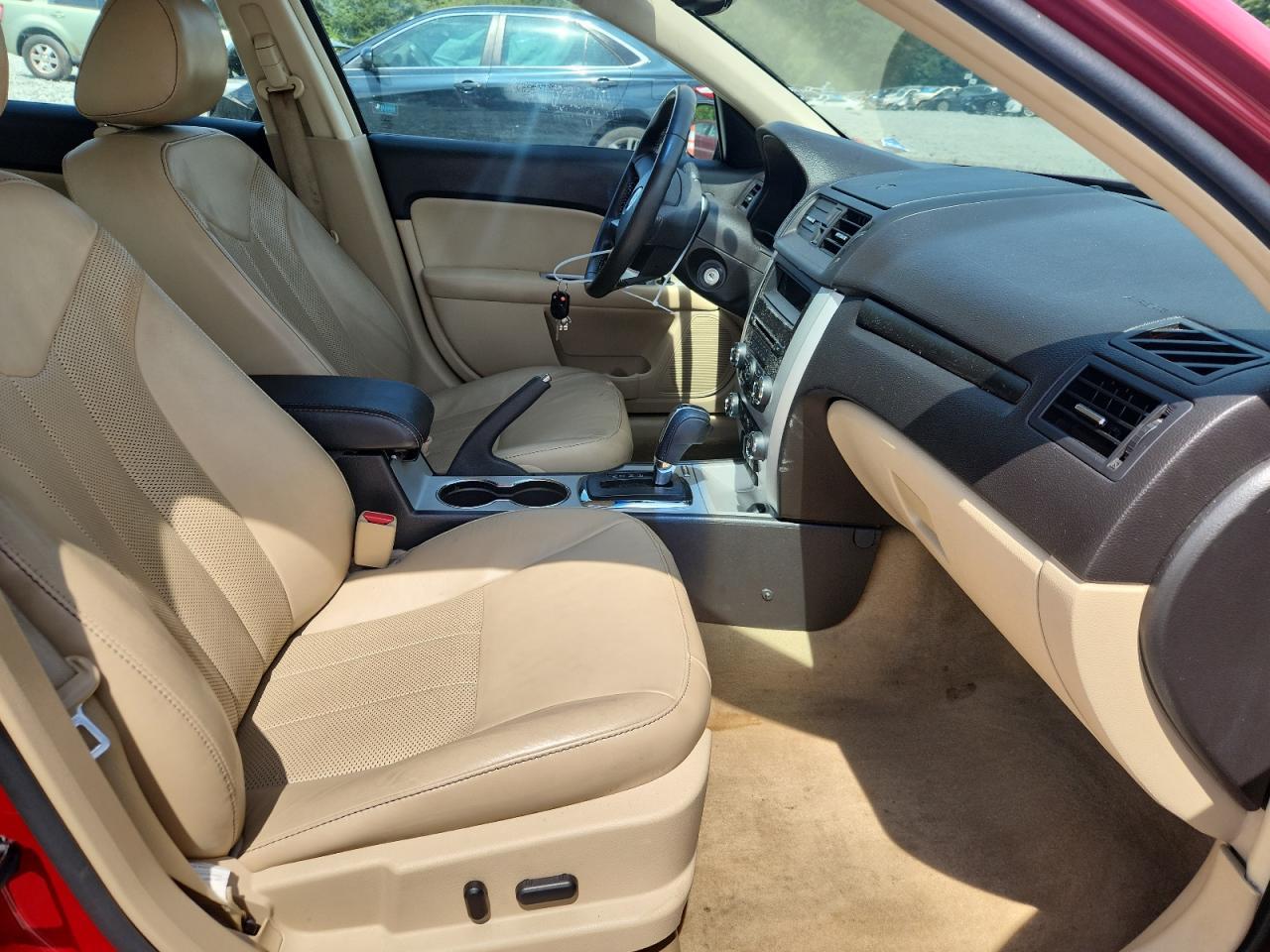 2011 MERCURY Milan
