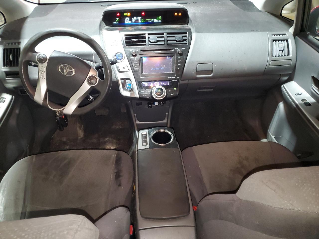 2013 TOYOTA PRIUS V