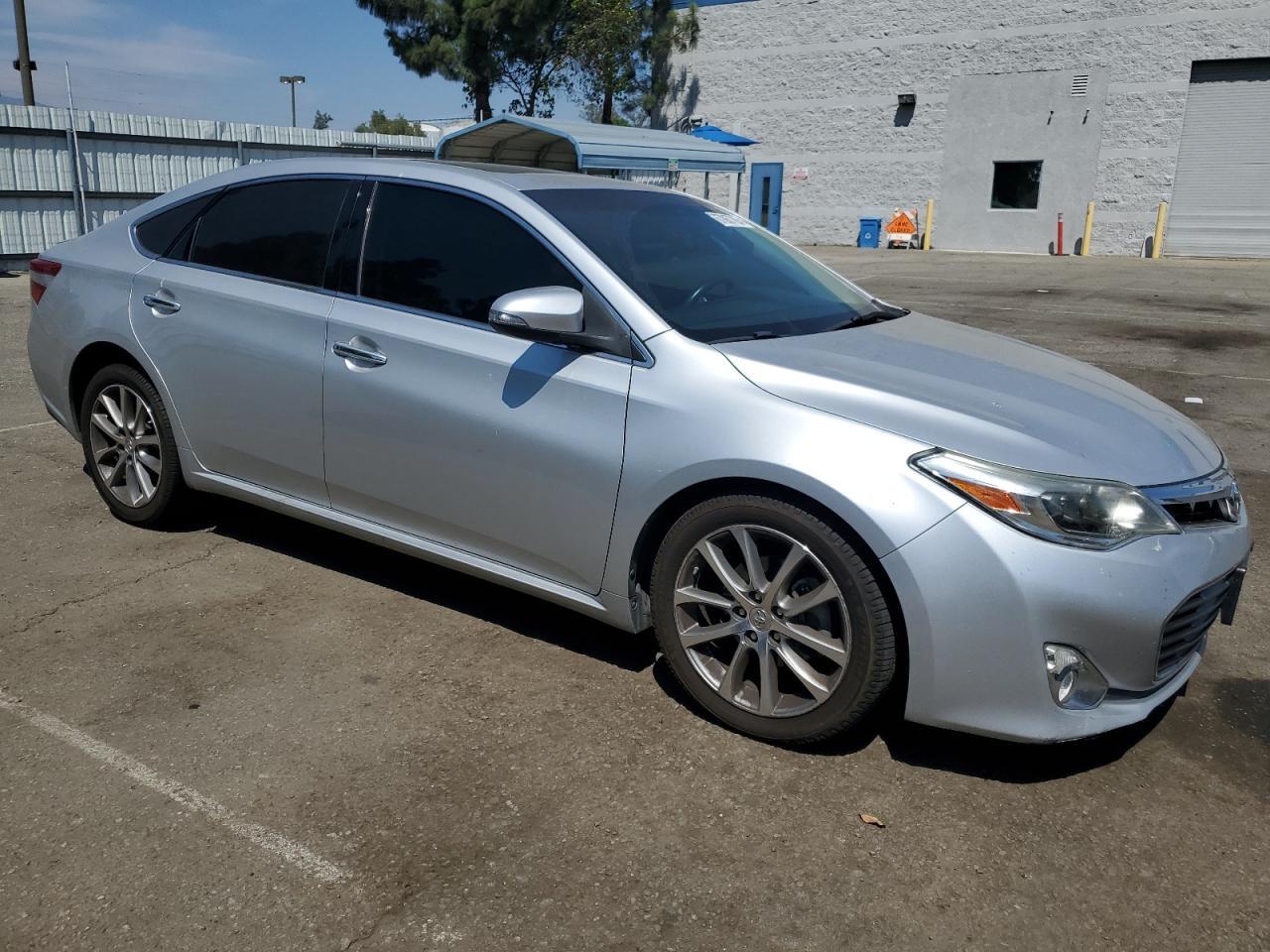 2014 TOYOTA Avalon