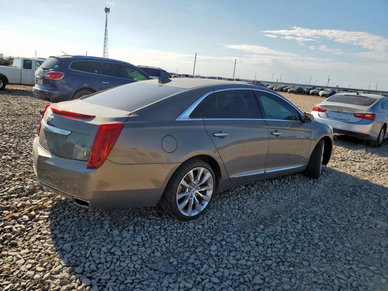 2017 CADILLAC XTS