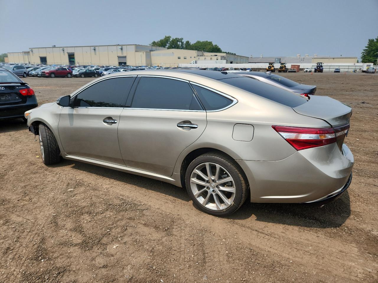 2015 TOYOTA Avalon