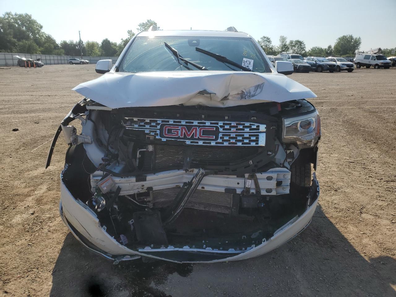 2017 GMC ACADIA