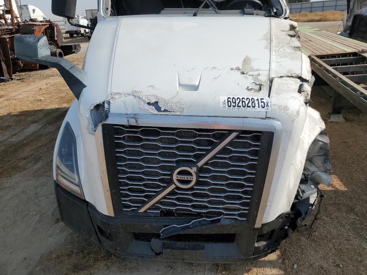 2019 VOLVO VNL