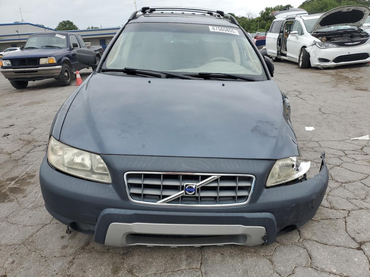 2006 VOLVO XC70