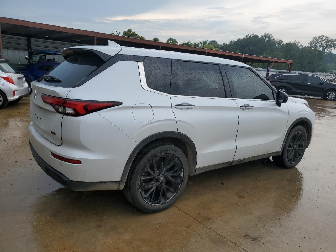 2024 MITSUBISHI outlander